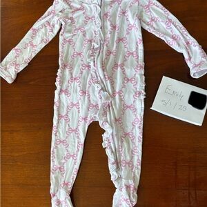 Little Pajama Co girls bow bamboo footie